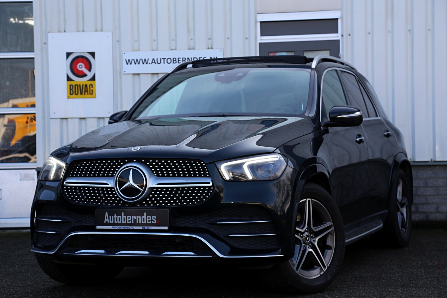 Mercedes-Benz GLE-Klasse - 450 6 Cilinder 4MATIC AMG 7persoons*Luchtvering/Pano/Elek. Trekhaak/Burmester/ACC/360/Stoe - AutoWereld.nl