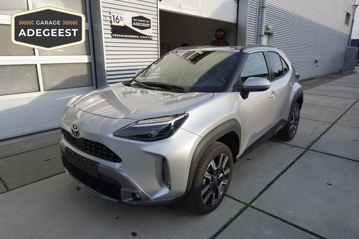 Toyota Yaris Cross - 1.5 Hybrid 130 Executive |Navi|Carplay|PDC V+A|Dodehoek|E.a.klep|Stoel en stuurverw.| - AutoWereld.nl