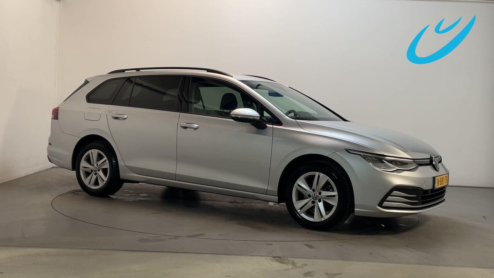 Volkswagen Golf Variant - 1.0 TSI 110pk Life Virtual Cockpit Sfeerverlichting Navigatie Parkeersensoren - AutoWereld.nl