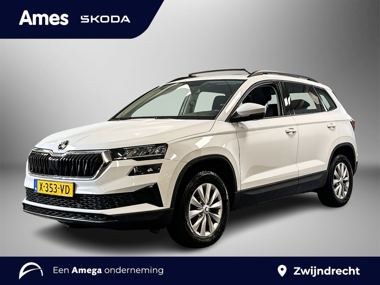 Skoda Karoq - 1.5 150pk TSI ACT Business Edition Panoramadak | Parkeer Pakket | Navigatie Amundsen met - AutoWereld.nl