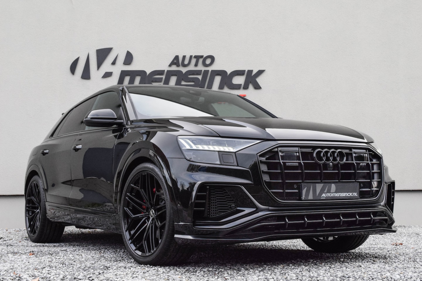 Audi Q8 - 55 TFSI Quattro / ***ABT***/ 23 Inch Velgen/ S-line/ Panoramadak/ Trekhaak/ 250kW (340PK) - AutoWereld.nl