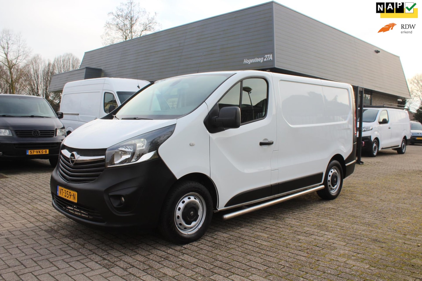 Opel Vivaro - 1.6 CDTI L1H1 Sport EcoFlex ZEER NETTE BUS - AutoWereld.nl