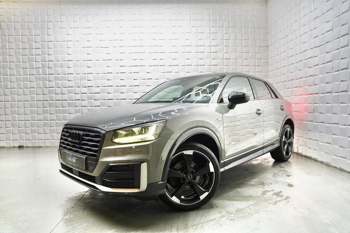 Audi Q2 - 1.4 TFSI CoD 2x S LINE VIRTUAL NARDO GREY LEER NAP - AutoWereld.nl