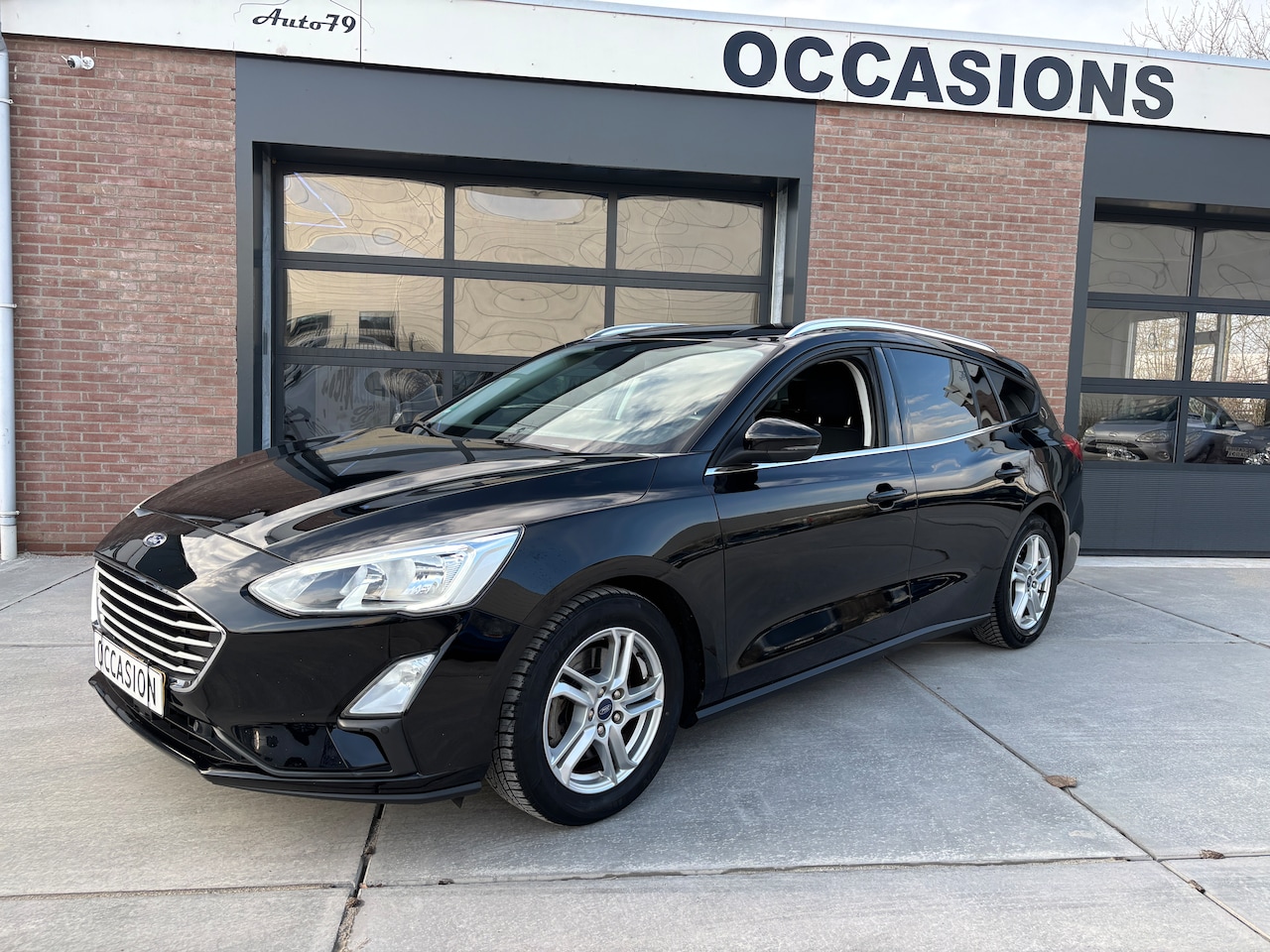 Ford Focus Wagon - 1.0 EcoBoost Trend Edition Business | 125pk. Navi. Voorruit verw. Winterpakket. Cruise. Etc.