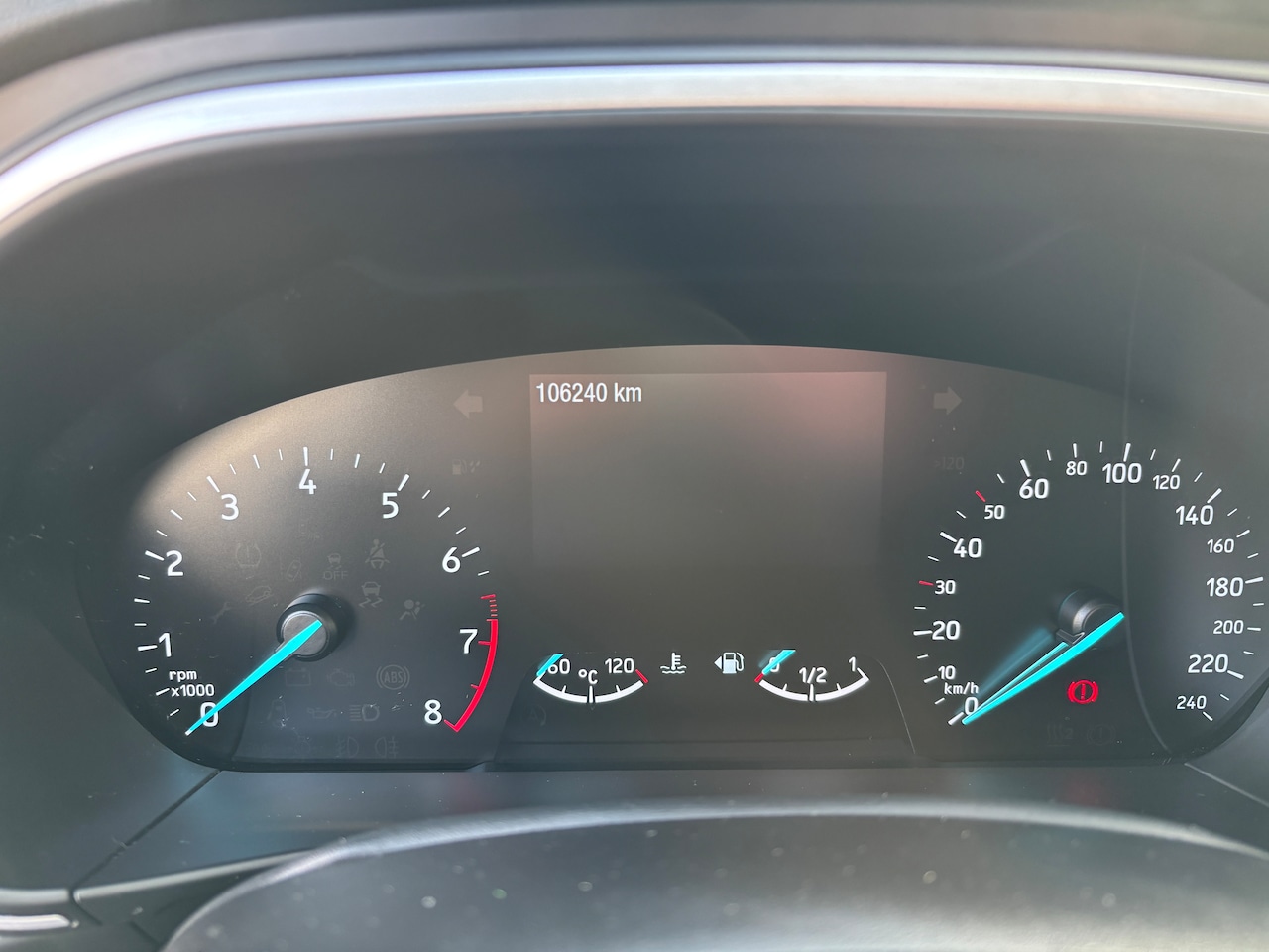 Ford Focus Wagon - 1.0 EcoBoost Trend Edition Business | 125pk. Navi. Voorruit verw. Winterpakket. Cruise. Etc.