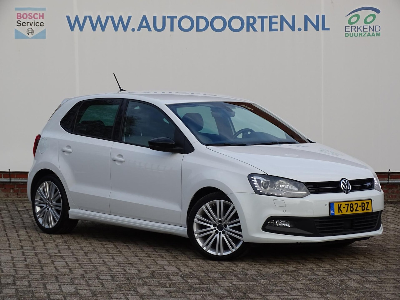 Volkswagen Polo - 1.4 TSI Blue GT|Trekhaak|Navi|Adaptive Cruise|Aut. - AutoWereld.nl
