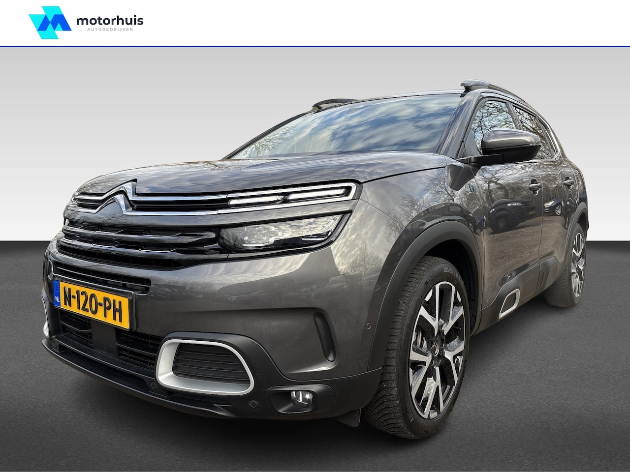 Citroën C5 Aircross - 1.6 Hybrid 225pk EAT8 Shine | Panoramadak | All-seasonbanden - AutoWereld.nl