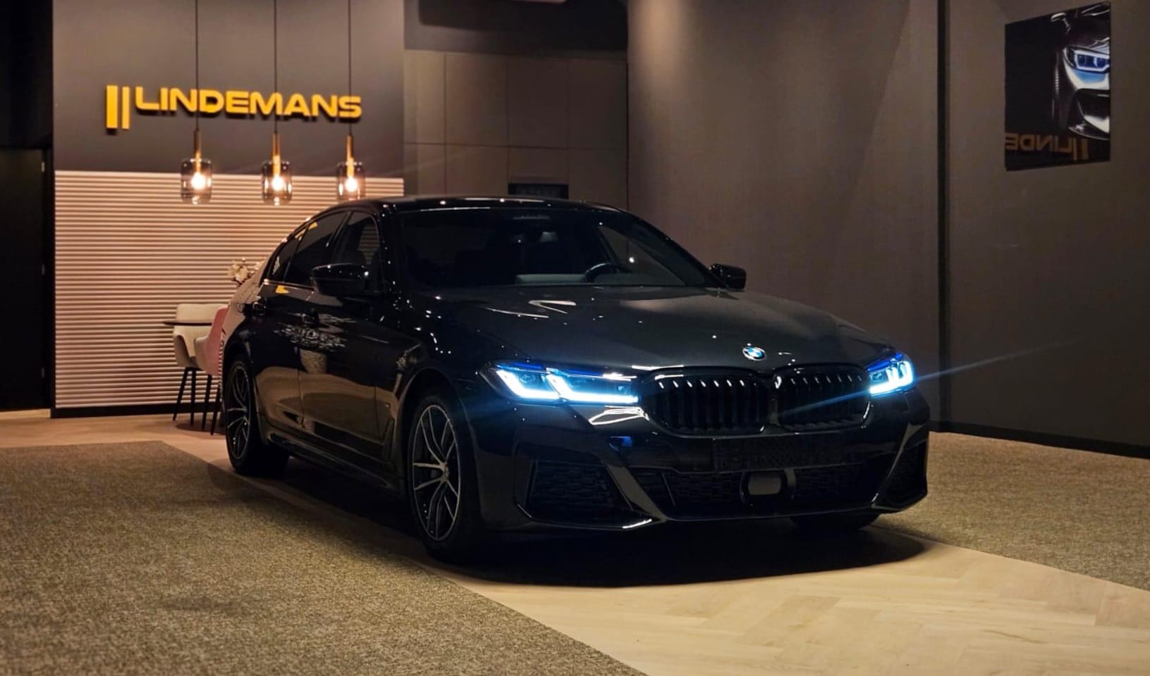 BMW 5-serie - 540i Business Edition Plus | M-Pakket | Lederen Stoelen| 350 PK | Automaat | - AutoWereld.nl