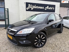 Ford Focus - 1.6 Black Magic Airco | LM 17' | Half Leer