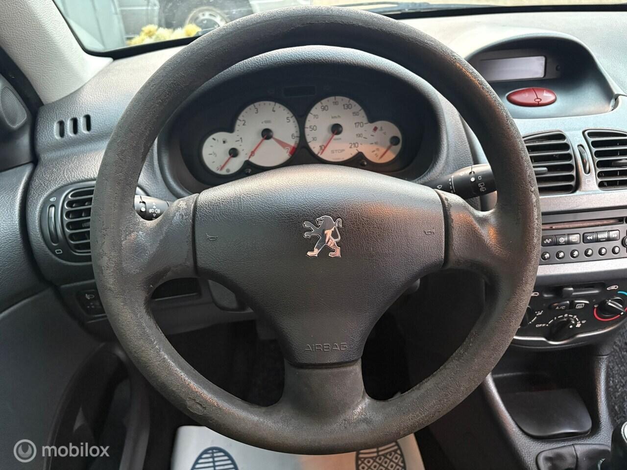 Peugeot 206 - 1.4-16V Air-line 3 NAP//ELEC.RAMEN//INRUILKOOPJE