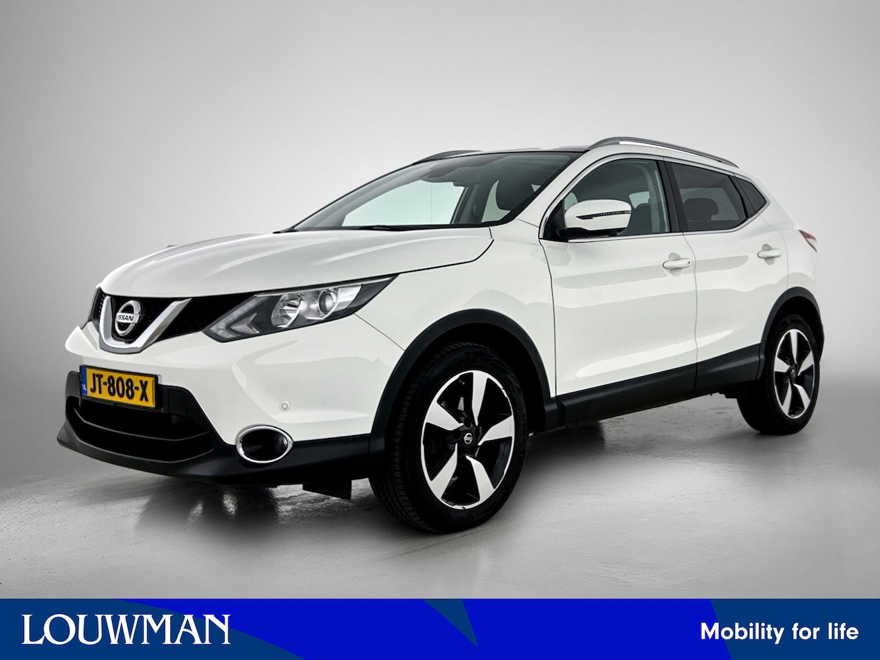 Nissan Qashqai - 1.2 N-Connecta | Panoramadak | Trekhaak | 360 Camera | Climate Control - AutoWereld.nl