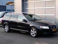 Volvo V70 - 2.0F|Nav|Xenon|Leder|Memory|PDC|Trekhaak|Stoelvrw