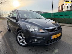 Ford Focus Wagon - 1.6 Comfort BJ 2010 AIRCO/CRUISE/16 INCH SPORTVELGEN/TREKHAAK/Zeer Netjes