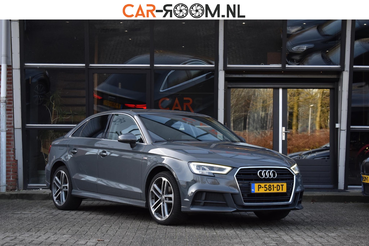 Audi A3 Limousine - 35 TFSI CoD S line Virtual Keyless Driveselect Matrix - AutoWereld.nl