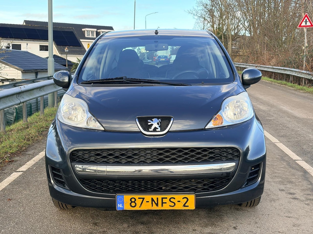 Peugeot 107 - 1.0-12V Urban Move 1.0-12V Urban Move - AutoWereld.nl