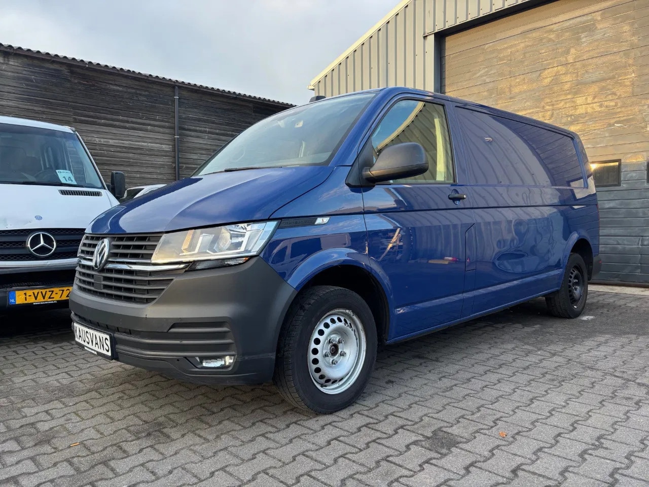 Volkswagen Transporter - 2.0 TDI L2 Airco Cruise control - AutoWereld.nl