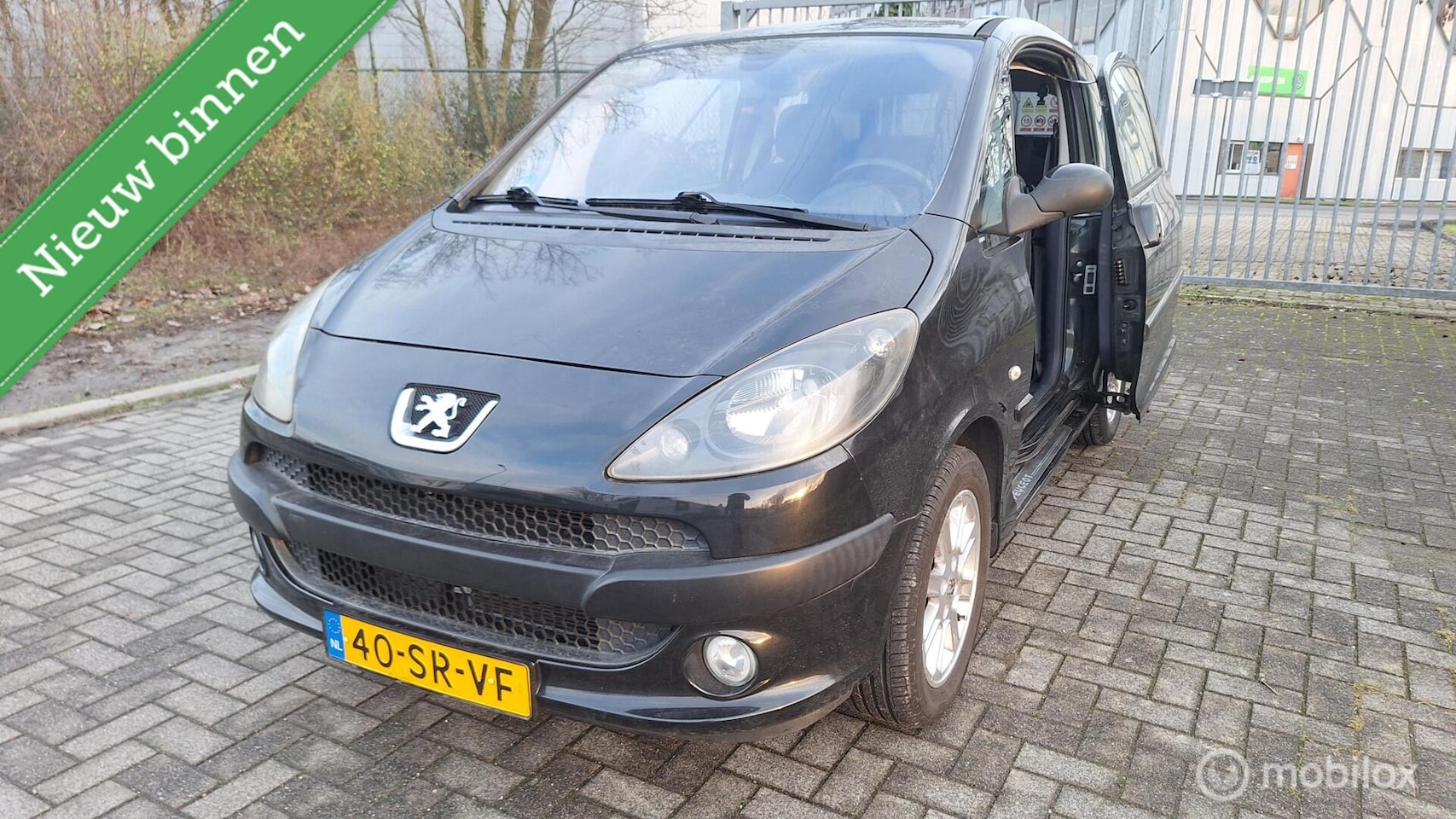 Peugeot 1007 - 1.4-16V Gentry 1.4-16V Gentry - AutoWereld.nl