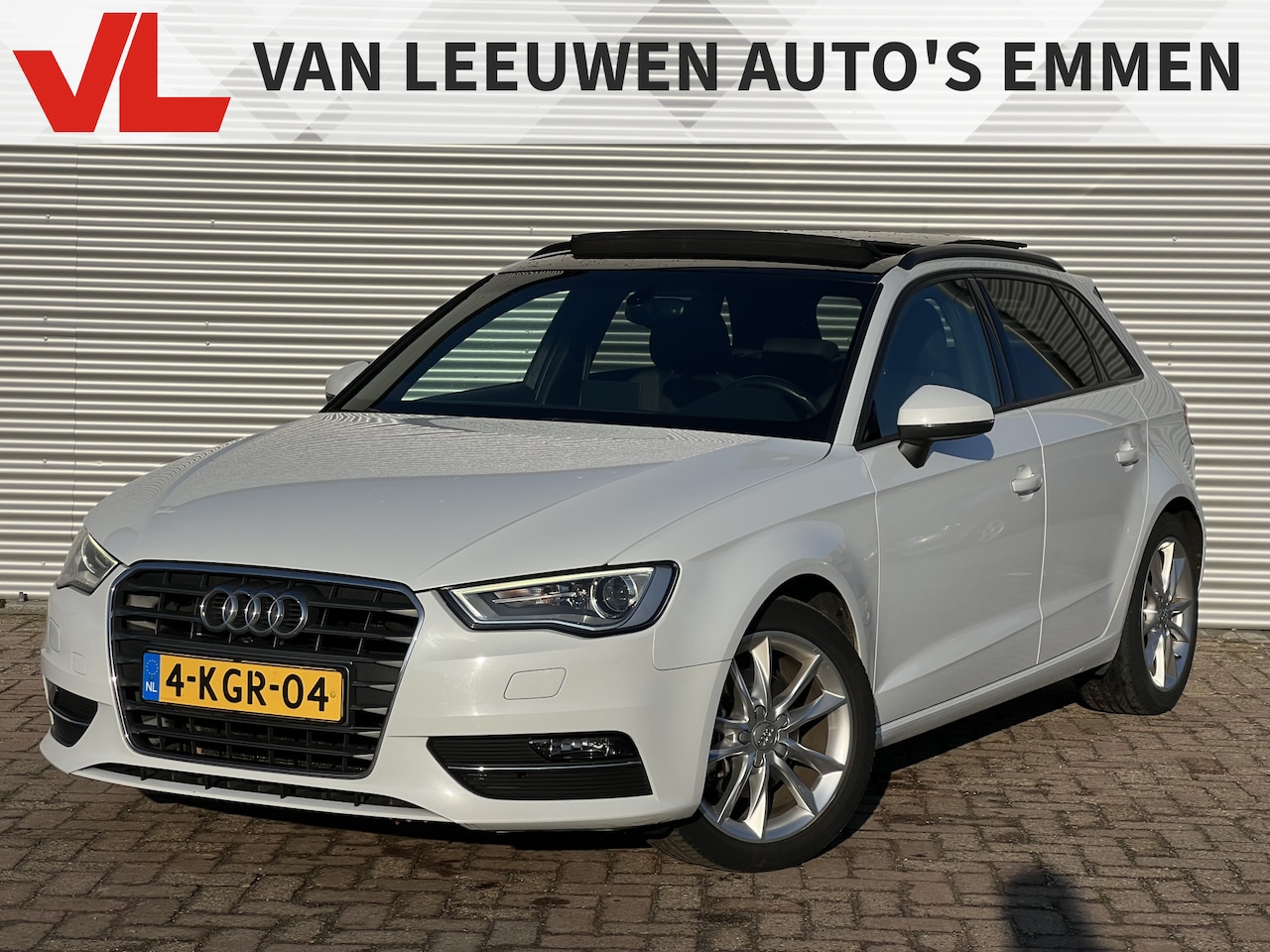 Audi A3 Sportback - 1.4 TFSI Ambition Pro Line plus | Nieuw Binnen! | Pano | Clima | Navi - AutoWereld.nl