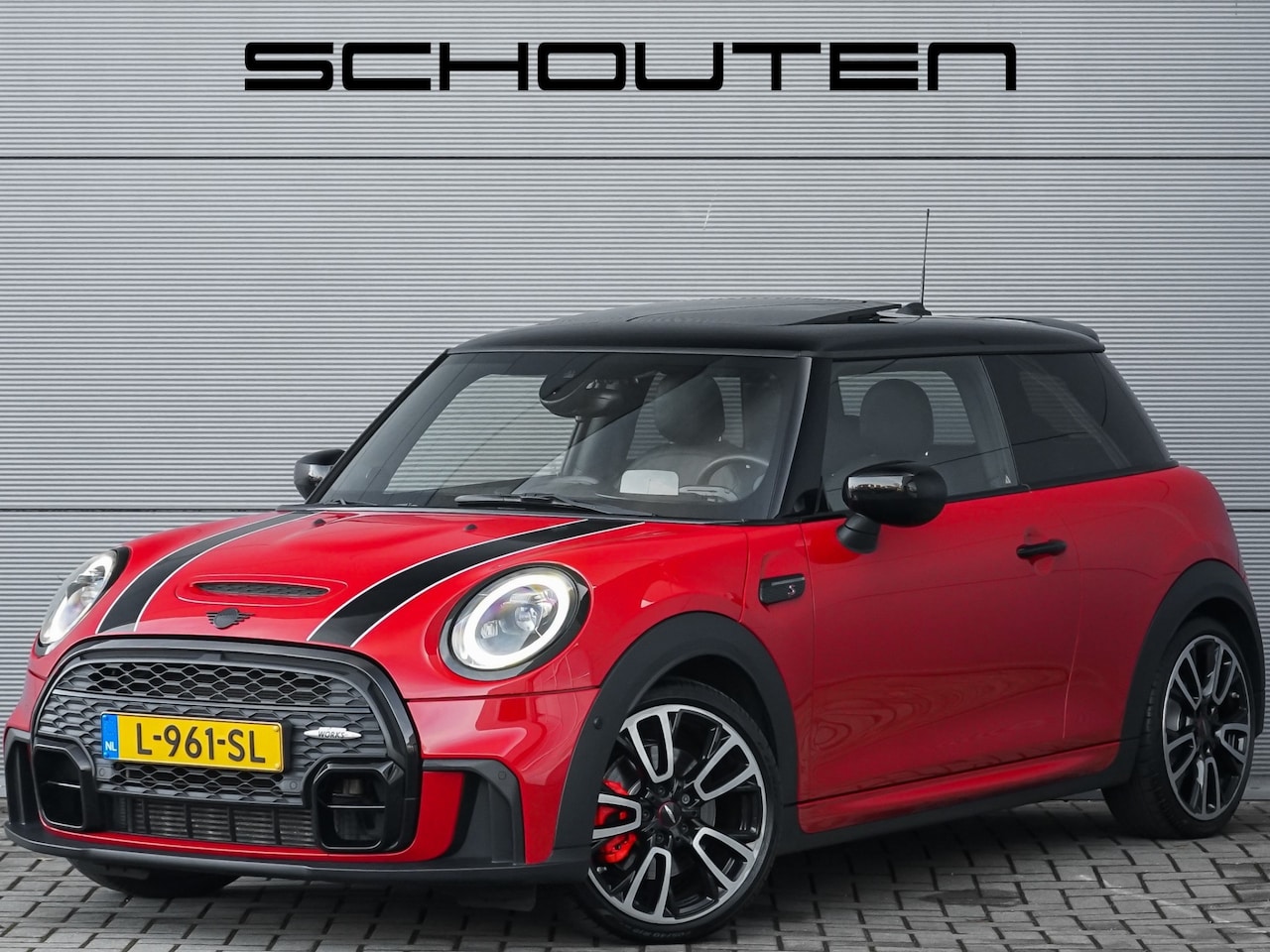 MINI John Cooper Works - Mini 2.0 S JCW Pack Pano CarPlay Camera 18" - AutoWereld.nl