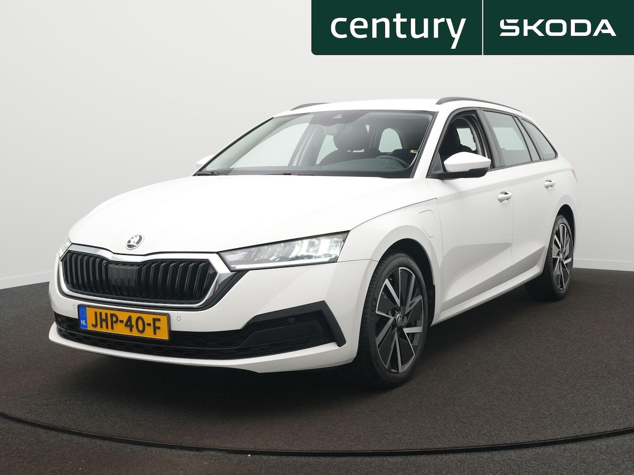 Skoda Octavia Combi - 1.4 TSI iV PHEV Business Edition / Adap. Cruise / Trekhaak / - AutoWereld.nl