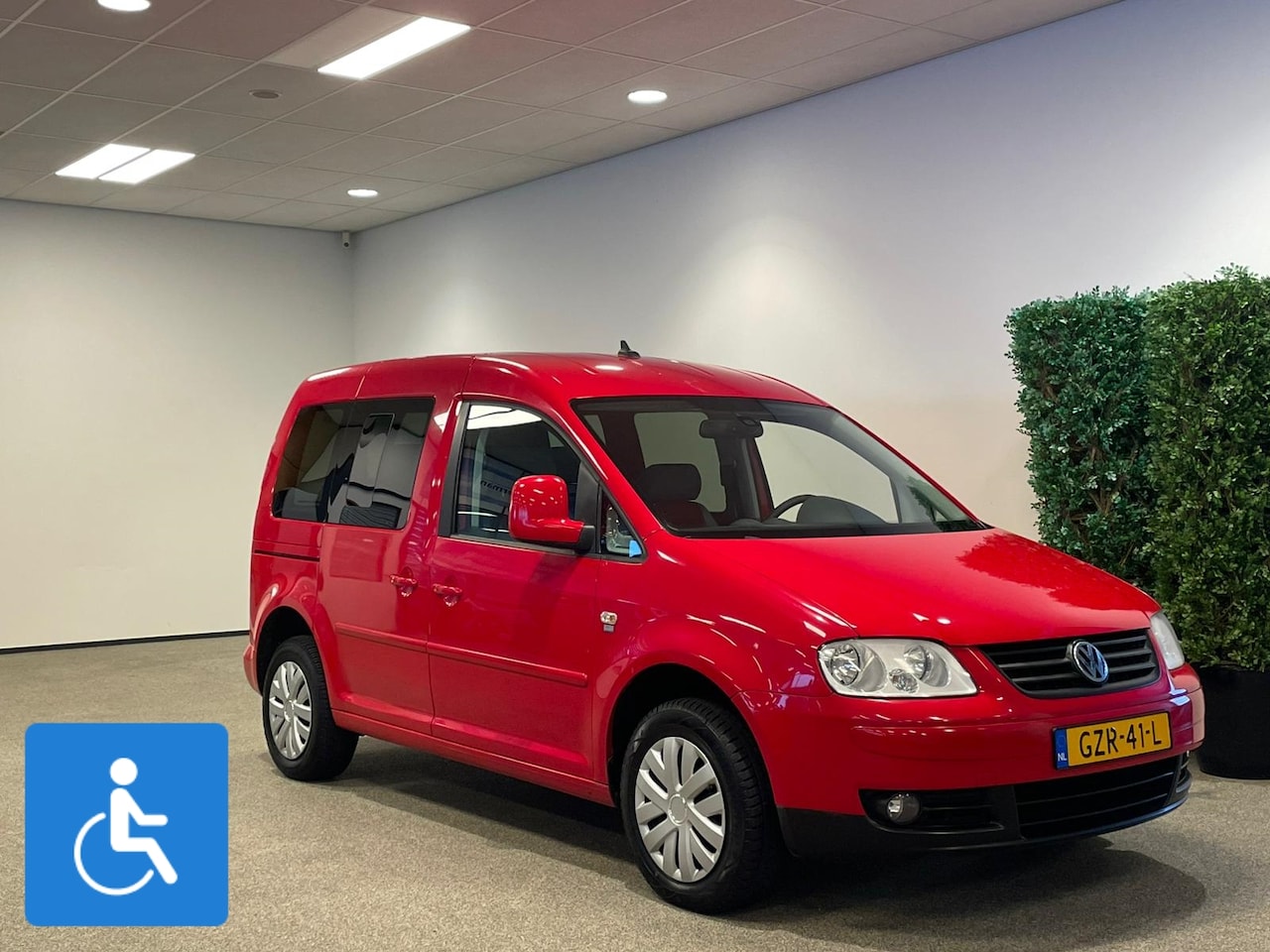 Volkswagen Caddy - Rolstoelauto 3+1 of 5+0 - AutoWereld.nl