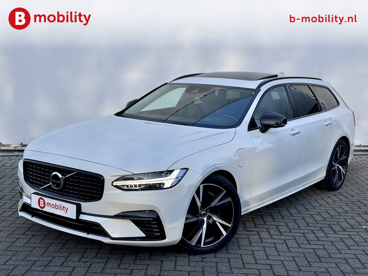 Volvo V90 - 2.0 T6 AWD R-Design Trekhaak 2.100kg Head Up Harman/Kardon | 360 Camera | Panoramadak | Ap - AutoWereld.nl