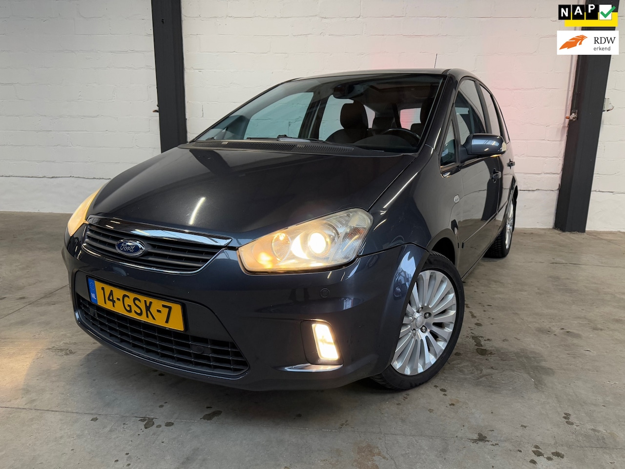 Ford C-Max - 2.0-16V Titanium |Navi| |Climatronic| |Panoramadak| - AutoWereld.nl