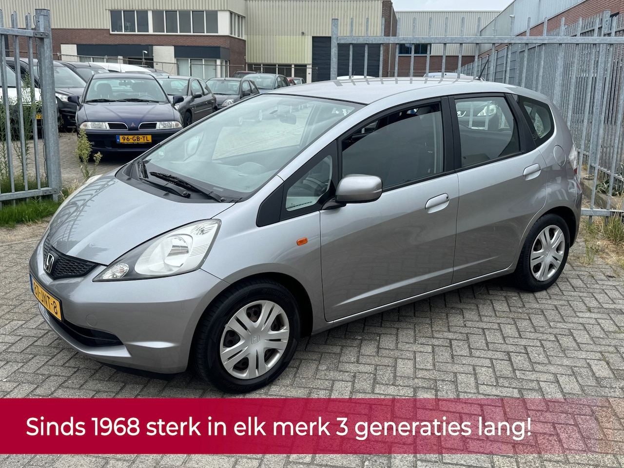 Honda Jazz - 1.2 Trend 5 deurs hoge instap 90PK! NL AUTO NAP! Airco l Trekhaak l MTF-stuur l Elek pakke - AutoWereld.nl