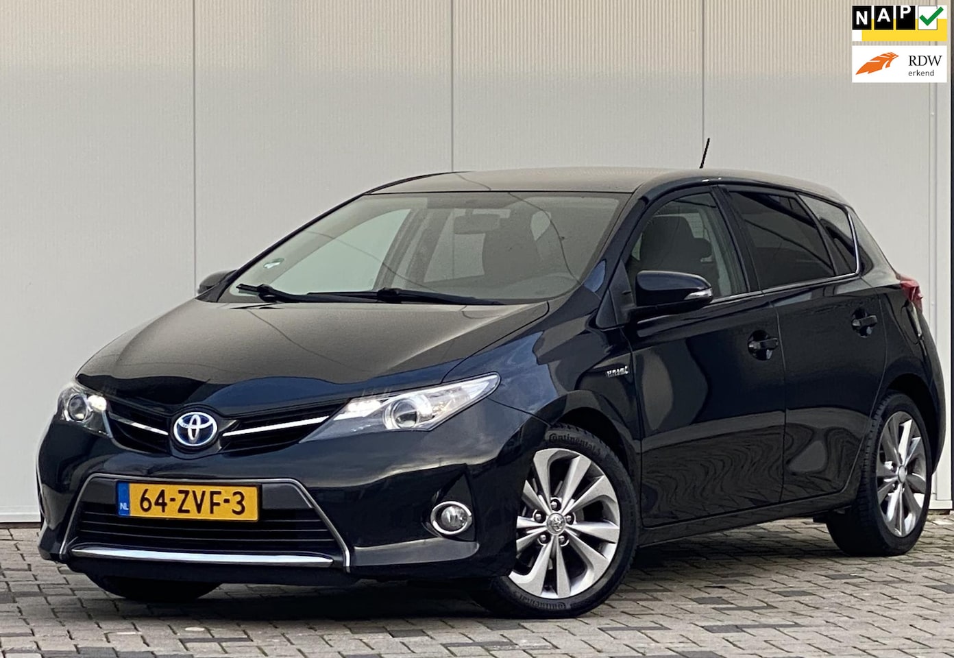 Toyota Auris - 1.8 Hybrid Lease PANORAMA CAMERA NAVI IN DEALER INRUIL - AutoWereld.nl