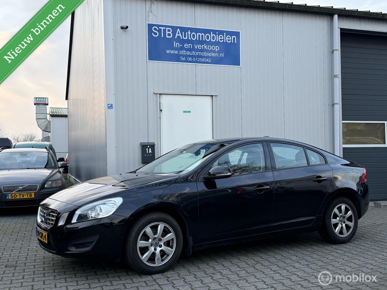 Volvo S60 - 1.6 T4 1.6 T4, Weinig kilometers, Volledig dealer onderhouden - AutoWereld.nl