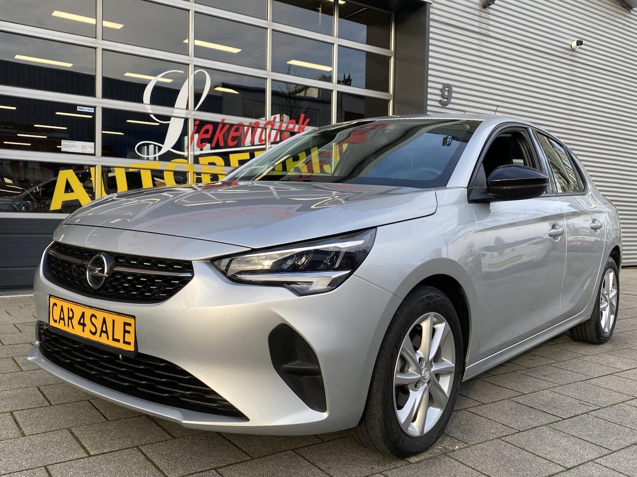 Opel Corsa - 1.2 Elegance - 7.222 KM - Navigatie / Apple CarPlay I Airco I Sport velgen I PDC I Veiligh - AutoWereld.nl