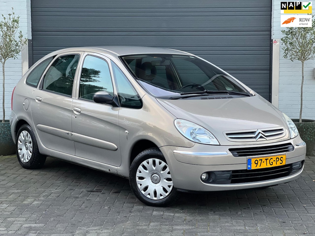 Citroën Xsara Picasso - 1.6i-16V Caractère |Nw. APK|Nw. Riem|Trekhaak| - AutoWereld.nl
