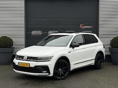 Volkswagen Tiguan - 1.5 TSI R-Line | Panoramadak | Adaptive Cruise Control | Camera | Digitale Dashboard | Ele