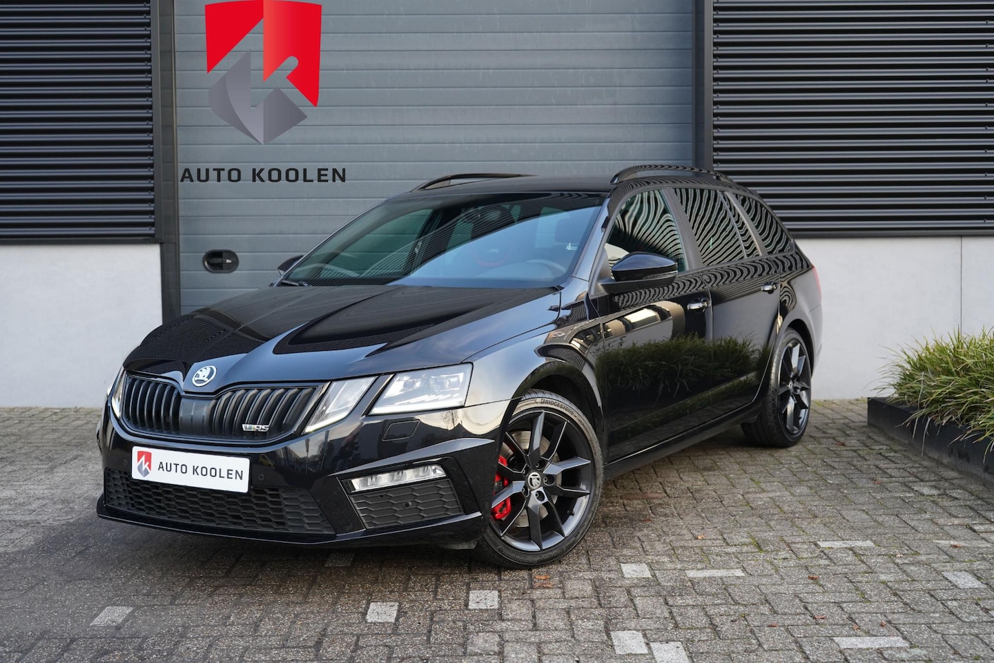 Skoda Octavia Combi - 2.0 TSI RS 230 Challenge /Keyless/Carplay - AutoWereld.nl