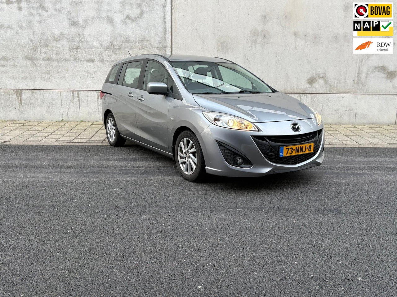 Mazda 5 - 2.0 Business | trekhaak | 7 personen - AutoWereld.nl