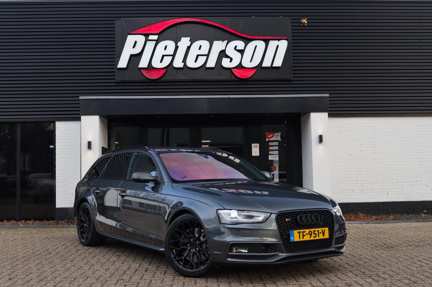Audi S4 - Avant 3.0 TFSI Quattro RS STOEL 445PK APR CARBON ACC - AutoWereld.nl
