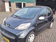 Peugeot 107 - 1.0-12V Sport Accent 5DRS Airco Privacy glass