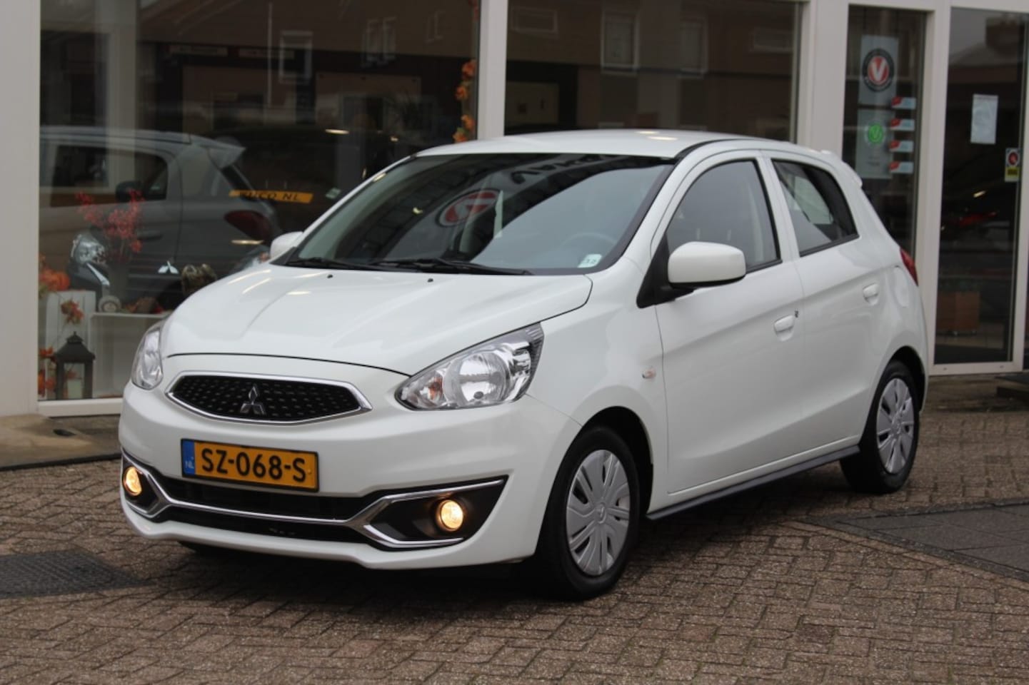 Mitsubishi Space Star - 1.0 Cool+ 1.0 COOL+ - AutoWereld.nl