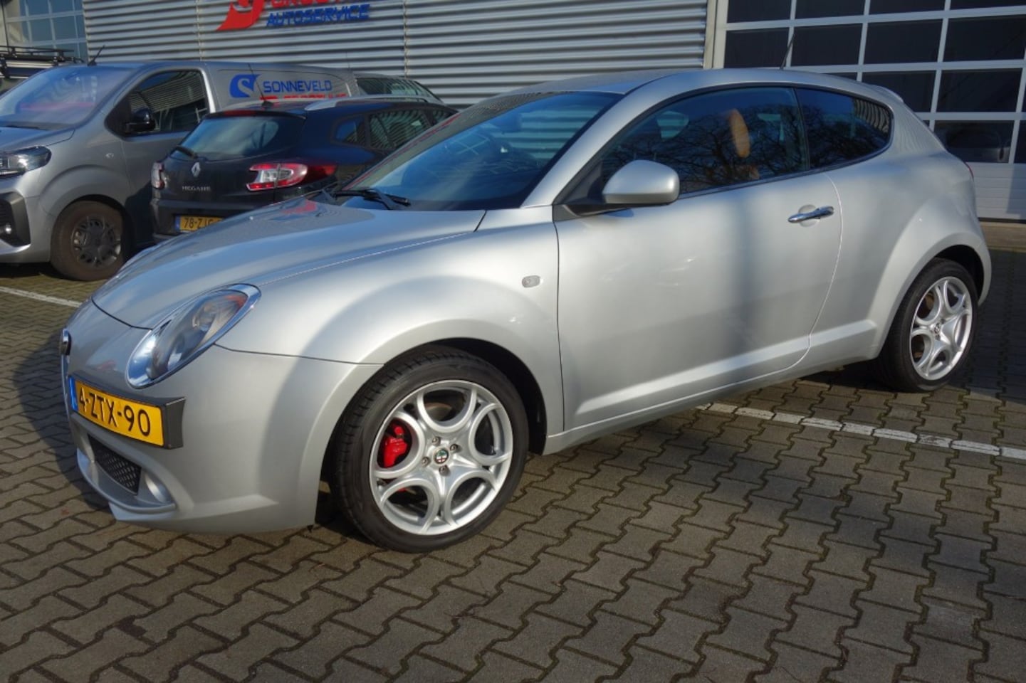 Alfa Romeo MiTo - 1.3 JTDM ECO EXCL. Navi, Pdc, Leer - AutoWereld.nl