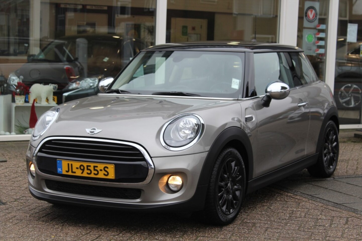 MINI Cooper - 1.5 COOPER BUSINESS - AutoWereld.nl