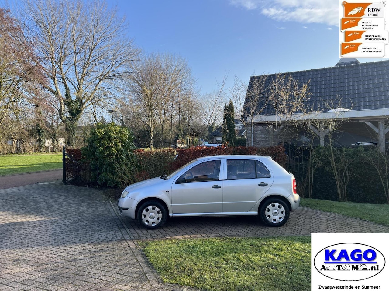 Skoda Fabia - 1.4 Comfort Airco bj 2001 Rechtsgestuurd! - AutoWereld.nl