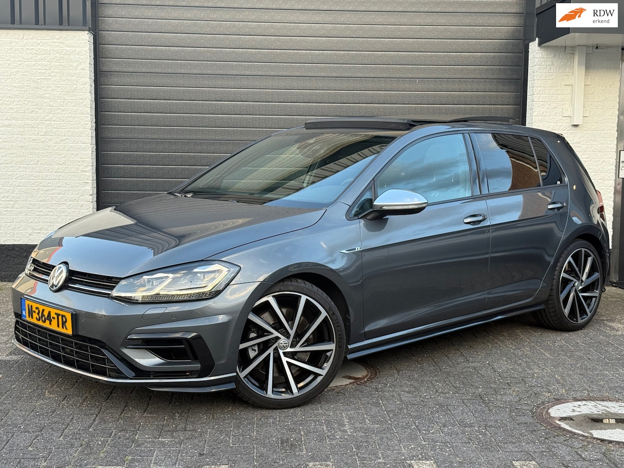 Volkswagen Golf - 2.0 TSI 4Motion R |2019|Pano|Stage 2 420 pk|Dealer|Dynaudio|ACC - AutoWereld.nl