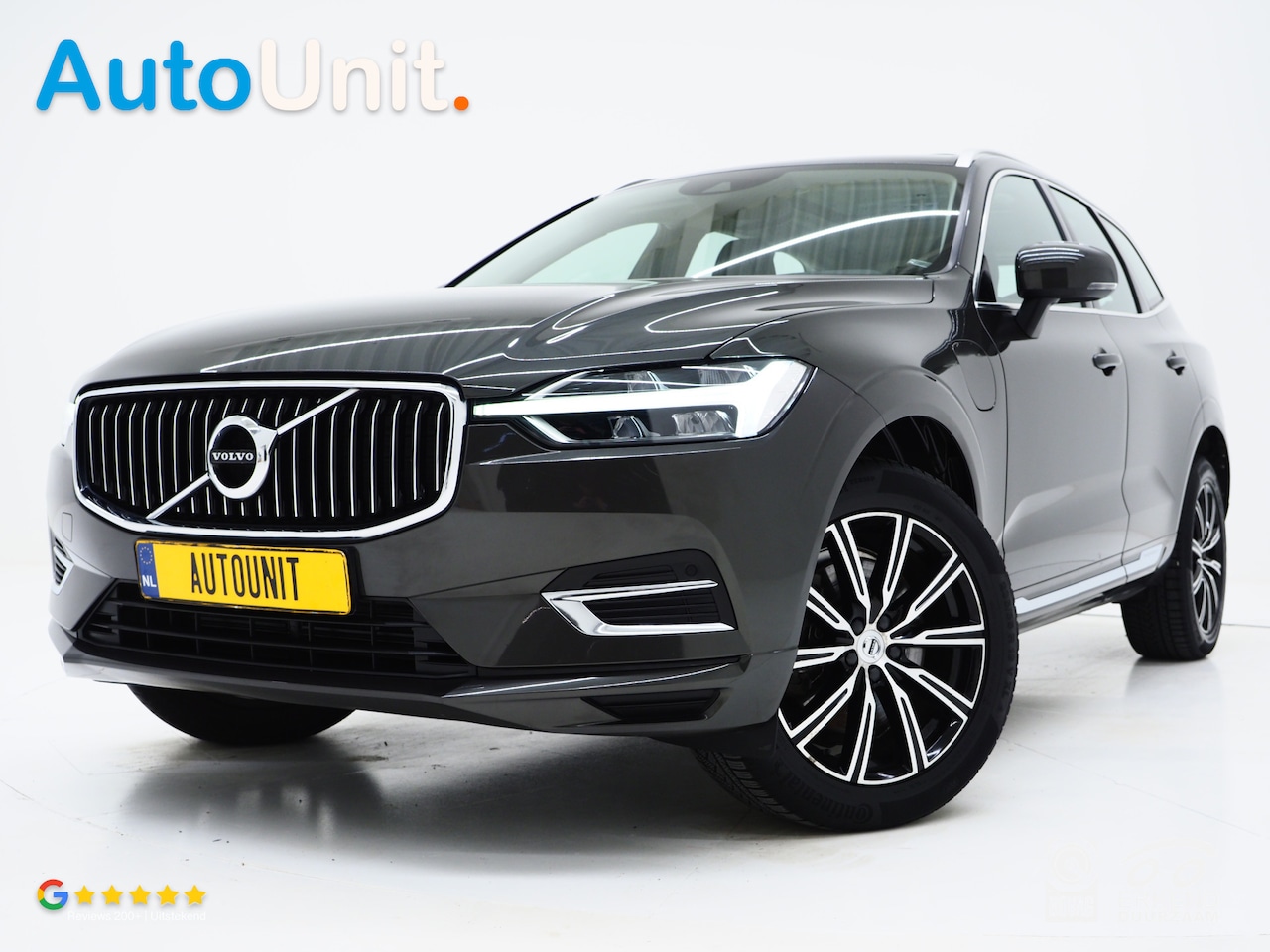 Volvo XC60 - 2.0 T8 Twin Engine AWD Inscription | Panoramadak | Memory | Leder | LED | PDC | Carplay - AutoWereld.nl