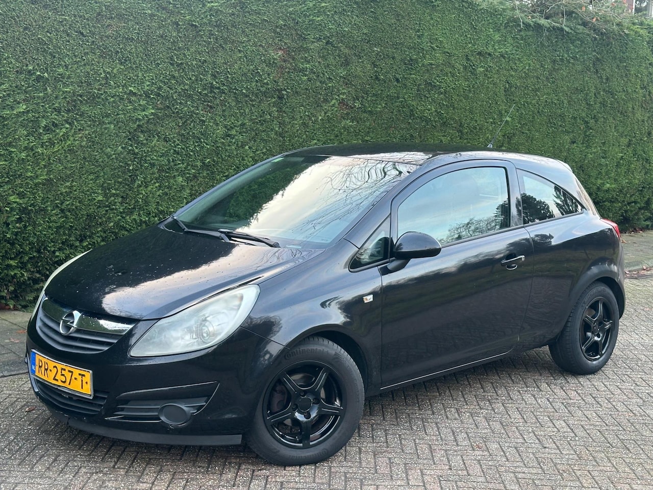 Opel Corsa - 1.4-16V Enjoy RIJD GOED/CRUISECO/AIRCO/APK 4-2026 - AutoWereld.nl