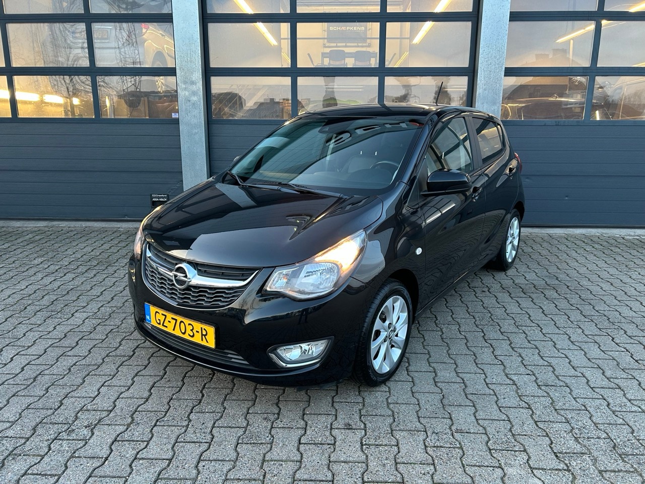 Opel Karl - 1.0 ecoFLEX Cosmo 1.0 ecoFLEX 75pk Cosmo - AutoWereld.nl