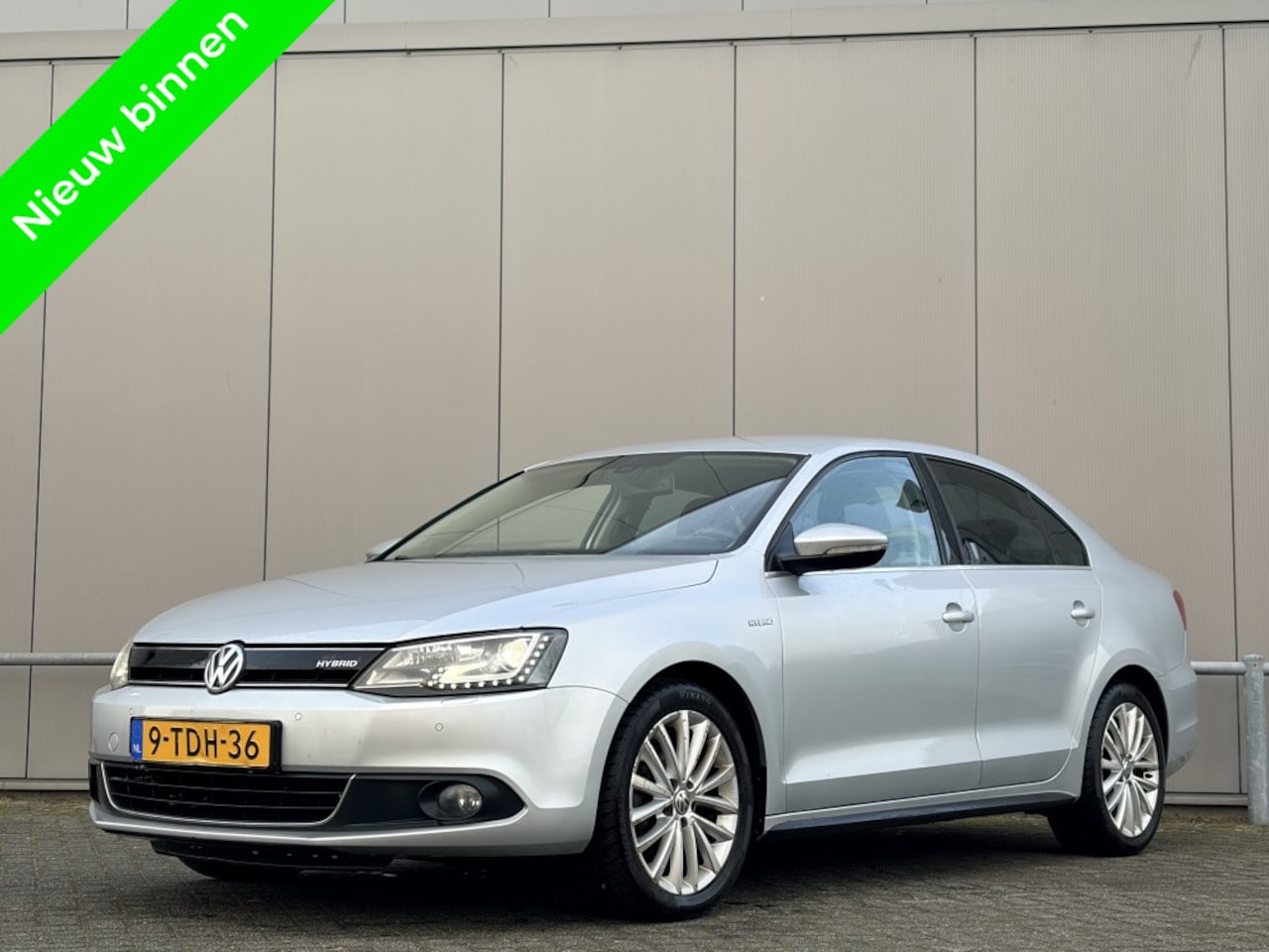 Volkswagen Jetta - 1.4 TSI Hybride - leder - nap! - airco - navi - cruise - - AutoWereld.nl