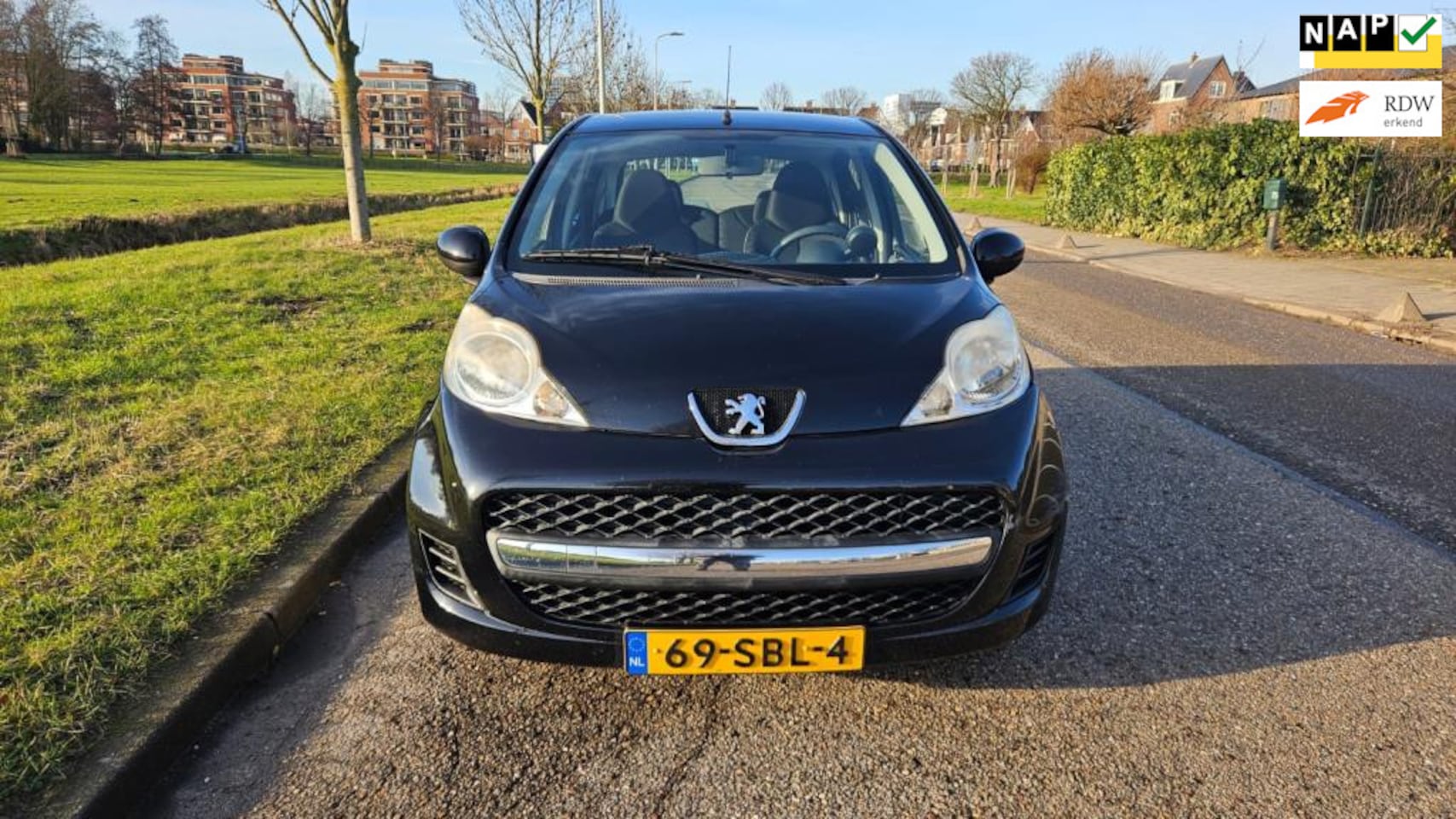 Peugeot 107 - 1.0-12V XS 1.0-12V XS - AutoWereld.nl