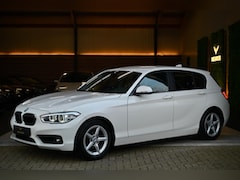 BMW 1-serie - 116i High Executive - Lederen Sportstoelen - LED - Stoelverwarming - Trekhaak - Navigatie