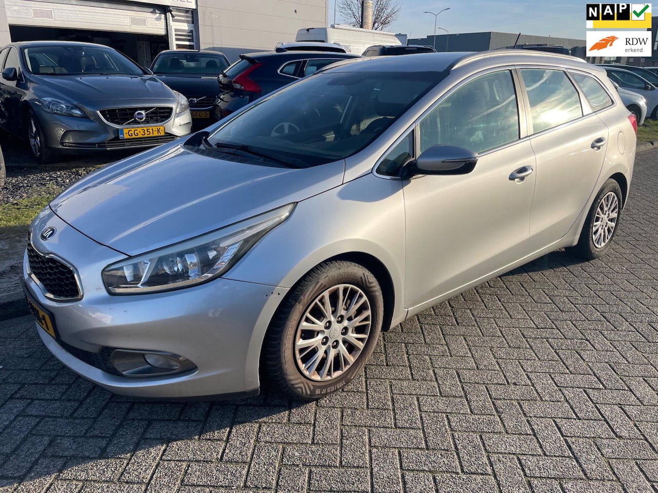 Kia Cee'd Sportswagon - 1.6 GDI Plus Pack Garantie - AutoWereld.nl