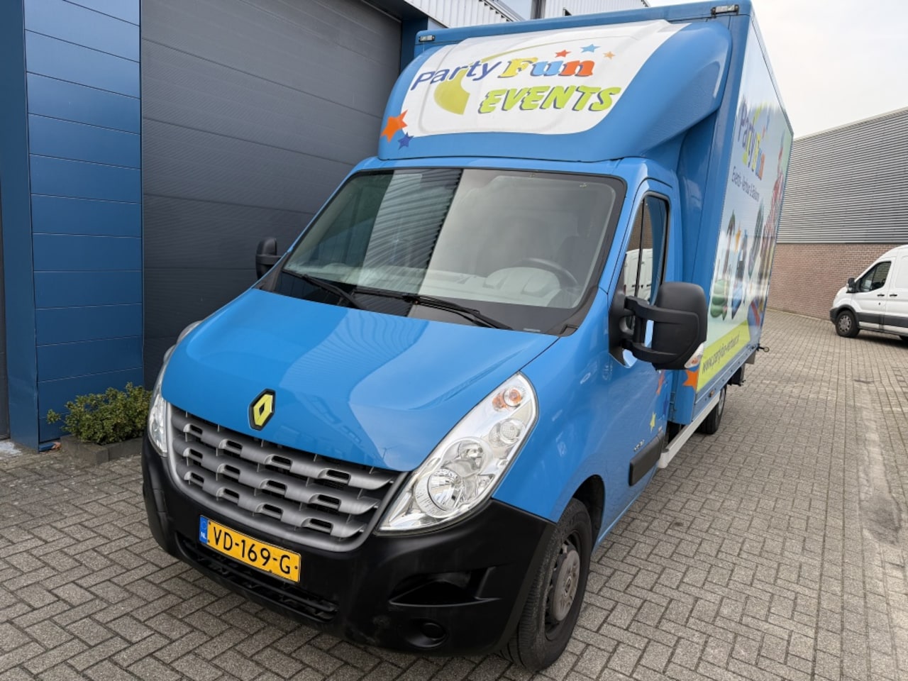 Renault Master - T35 2.3 DCi 92kw Airco Bakwagen Laadklep Zijdeur!! - AutoWereld.nl
